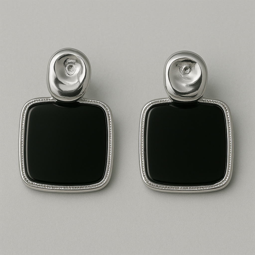 Noir Muse Earrings